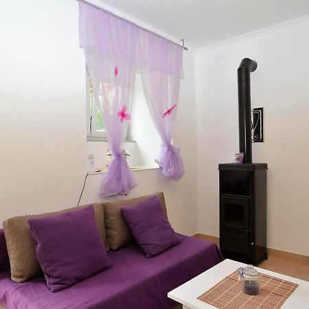Apartment Hrasta Vrana  Zewnętrze zdjęcie