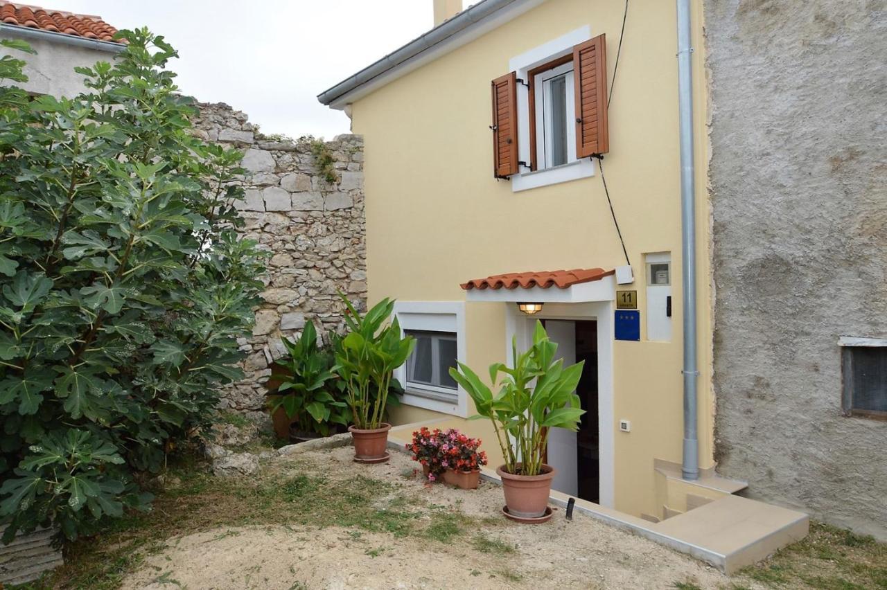 Apartment Hrasta Vrana  Zewnętrze zdjęcie